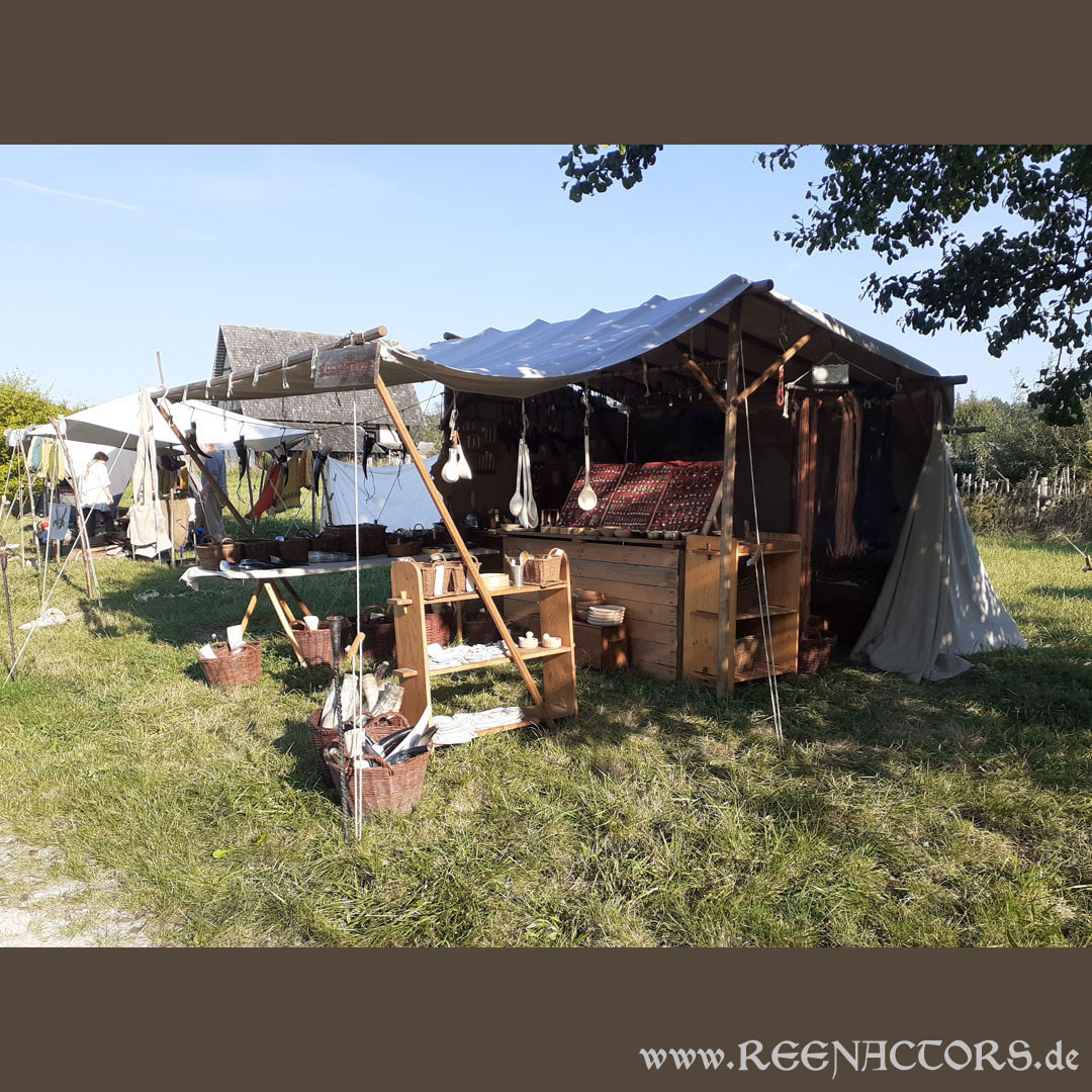 Marktstand Reenactors klein Tag