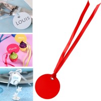 Namenskarten mit Band rot  Namenskarten mit Band rot