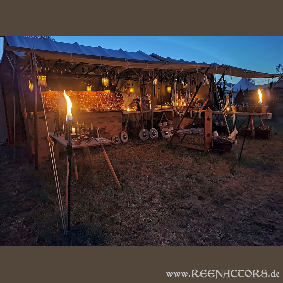 Marktstand Reenactors groß Nacht